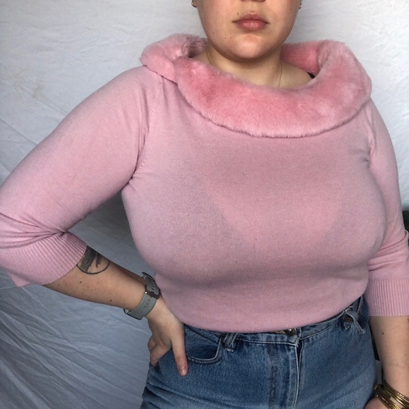 Sweaters - Faux fur trim sweater